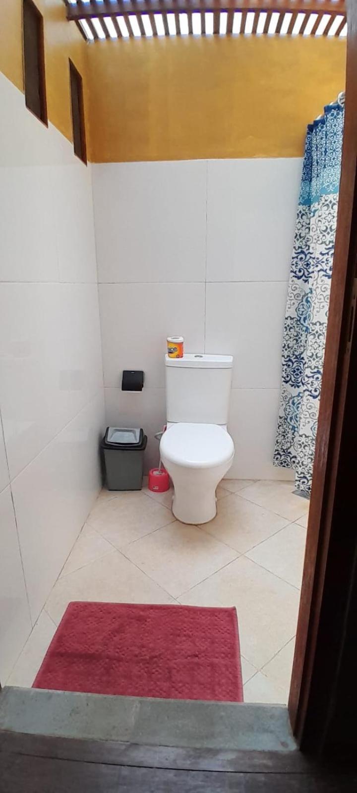 比达拉小屋旅馆 Labuhan Pandan 外观 照片