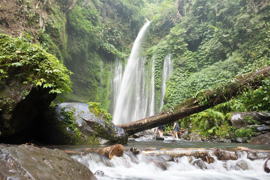 比达拉小屋旅馆 Labuhan Pandan 外观 照片