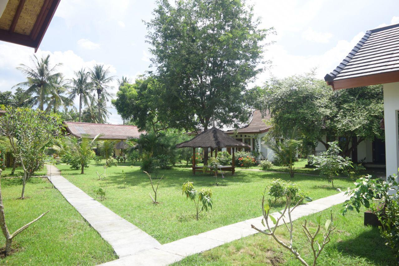 比达拉小屋旅馆 Labuhan Pandan 外观 照片