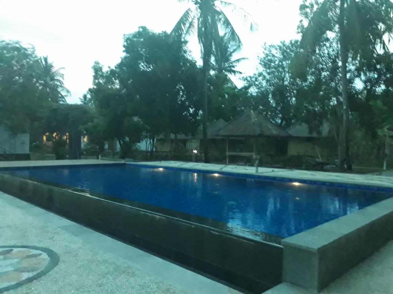 比达拉小屋旅馆 Labuhan Pandan 外观 照片